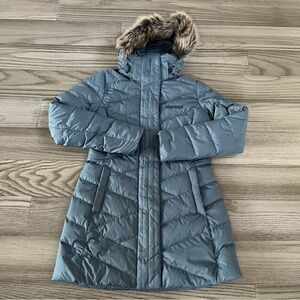 NWT Marmot Women’s Long Blue Down Removable Hood Varma Jacket Size Small